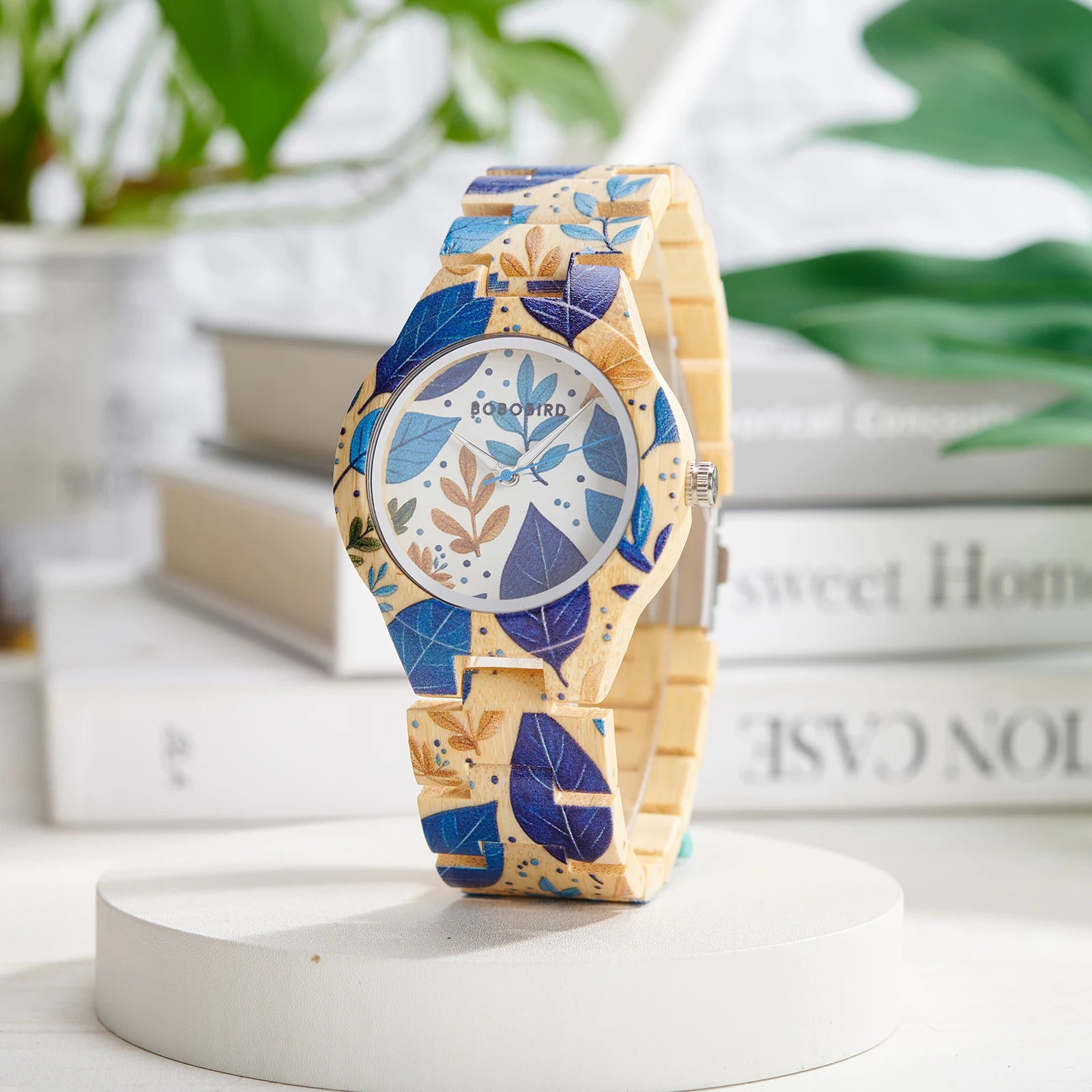 Women’s Fashion Quartz Watch – Colorful Bracelet Elegant Design