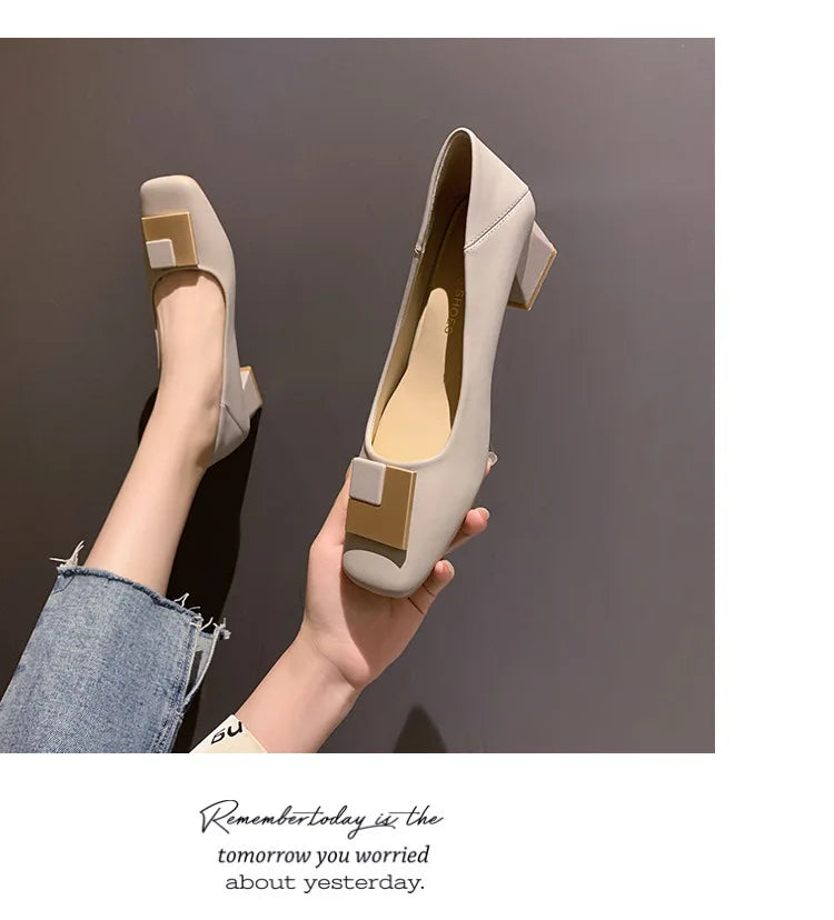Women’s Mid Heel Shoes – Elegant & Comfortable Design