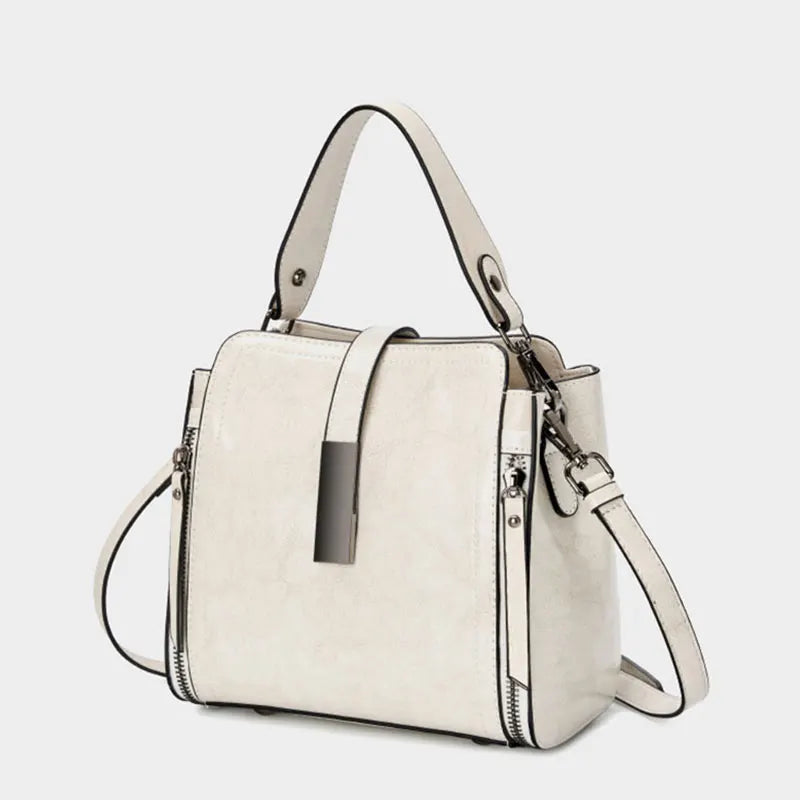 Modern Women’s Handbag – Compact & Stylish Design